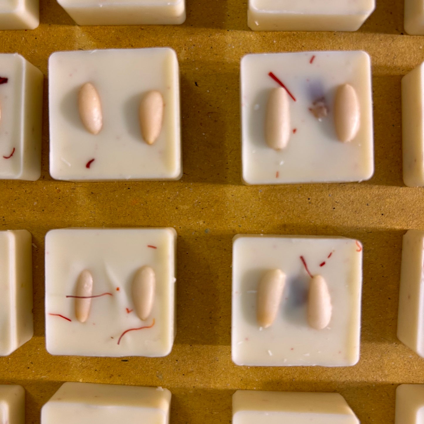 Sortilegi della Maga - White Magic - Kumquat et pignons de pin